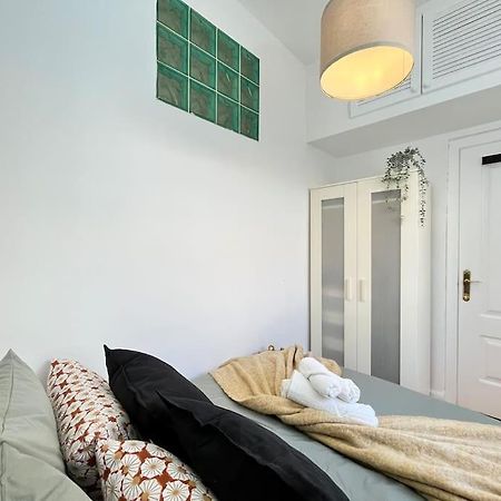 Exterior Atocha Ile Fe Apartman Madrid Kültér fotó