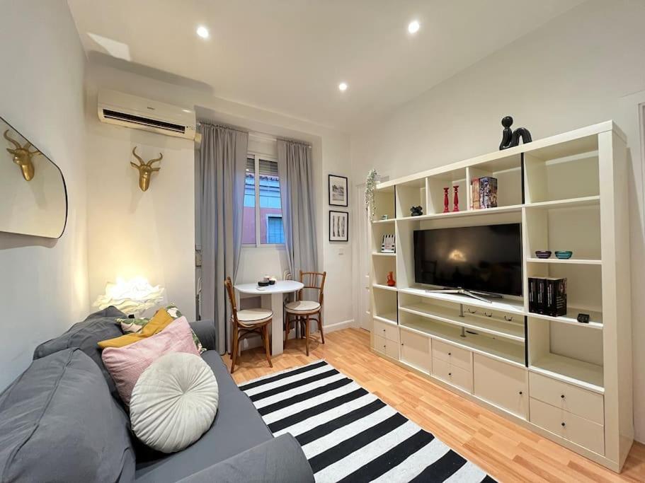 Exterior Atocha Ile Fe Apartman Madrid Kültér fotó