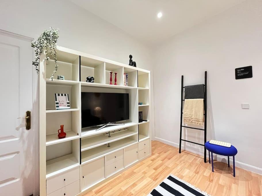 Exterior Atocha Ile Fe Apartman Madrid Kültér fotó